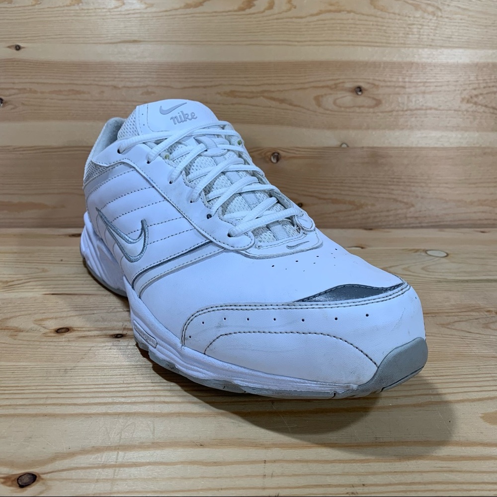 Nike View II Walking Shoes Sneaker # 318234-111
Men’s Size 15 
Color White/Grey